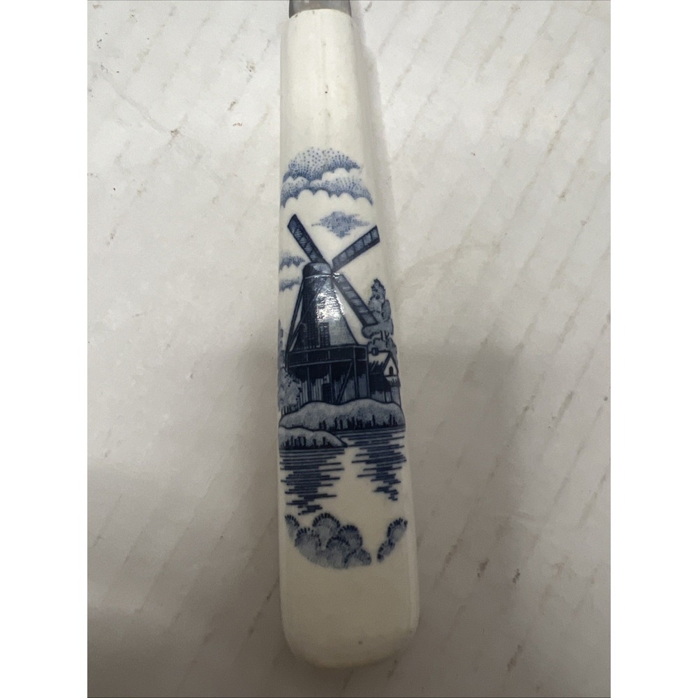 Dutch Delft Cheese Slicer Holland Windmill Blue White Handle Stainless - Picture 2 of 4